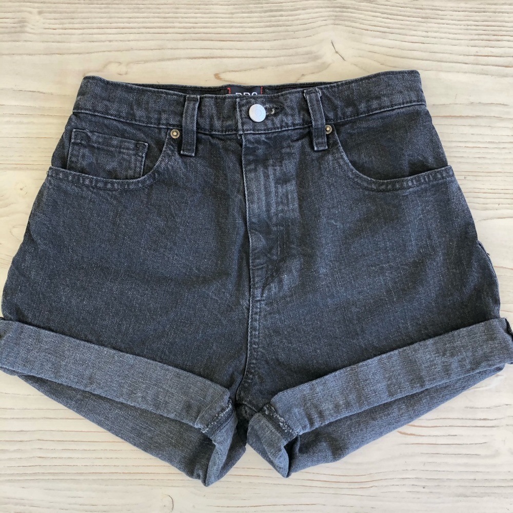 BDG Mom Shorts